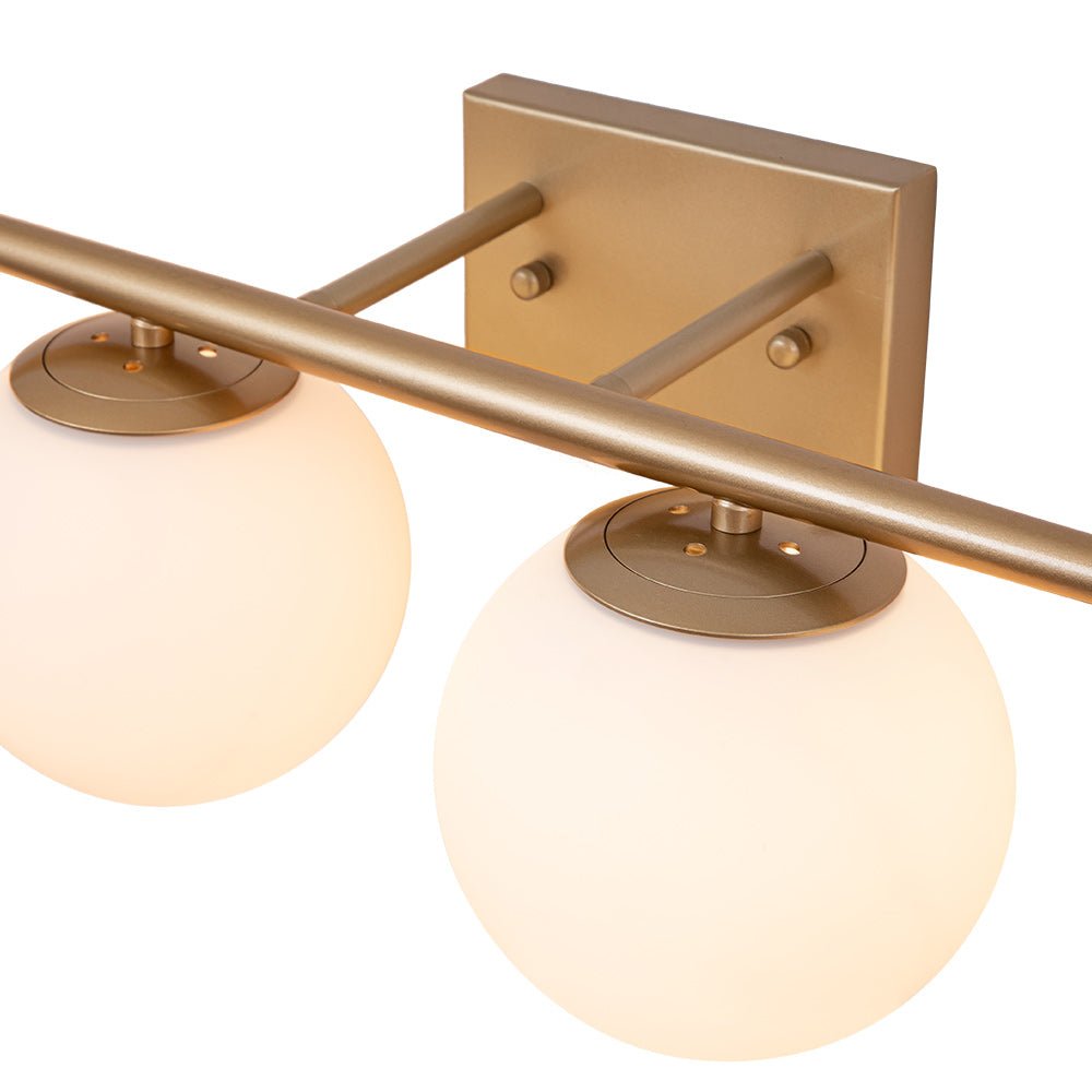 Ildvari Applique da Vanity in Vetro Opalino Mid-Century