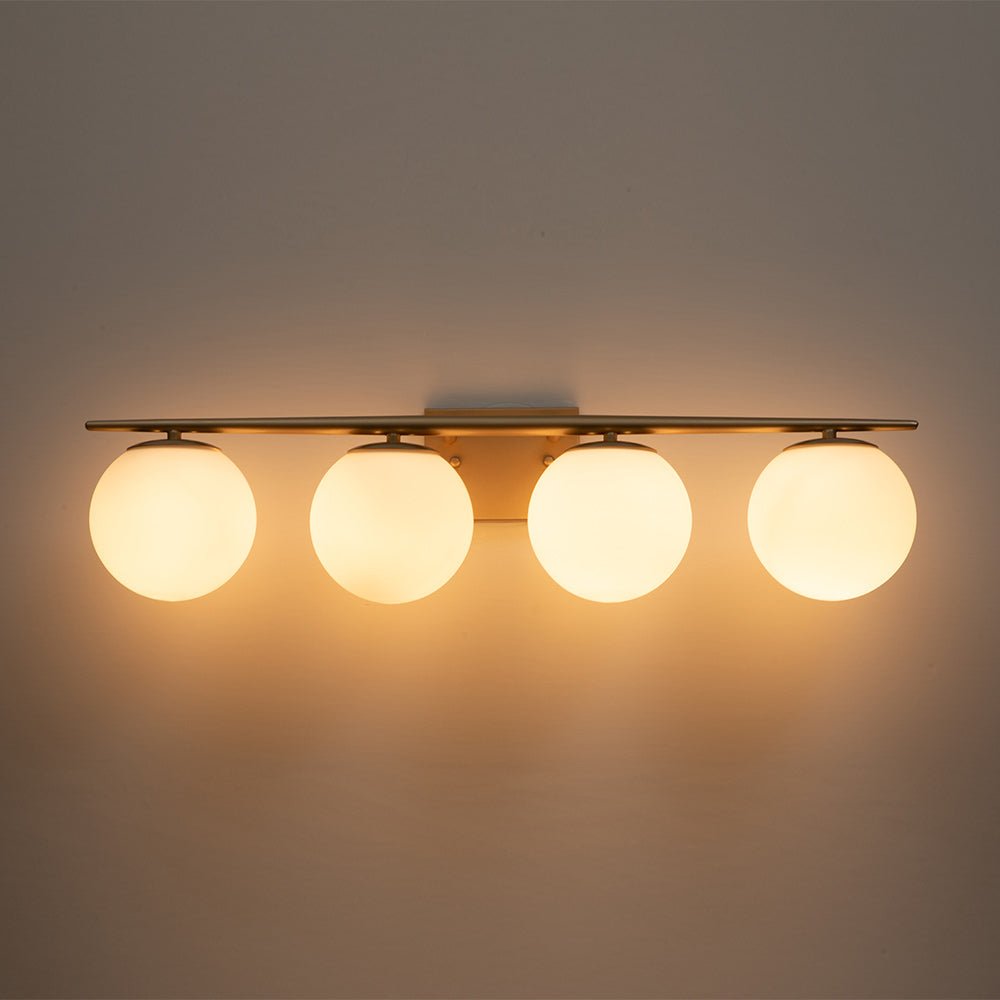 Ildvari Applique da Vanity in Vetro Opalino Mid-Century