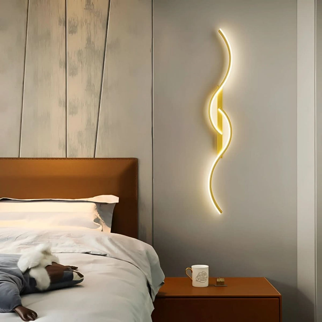 LINEALUX – Applique LED Curva per Illuminazione Ambientale Moderna