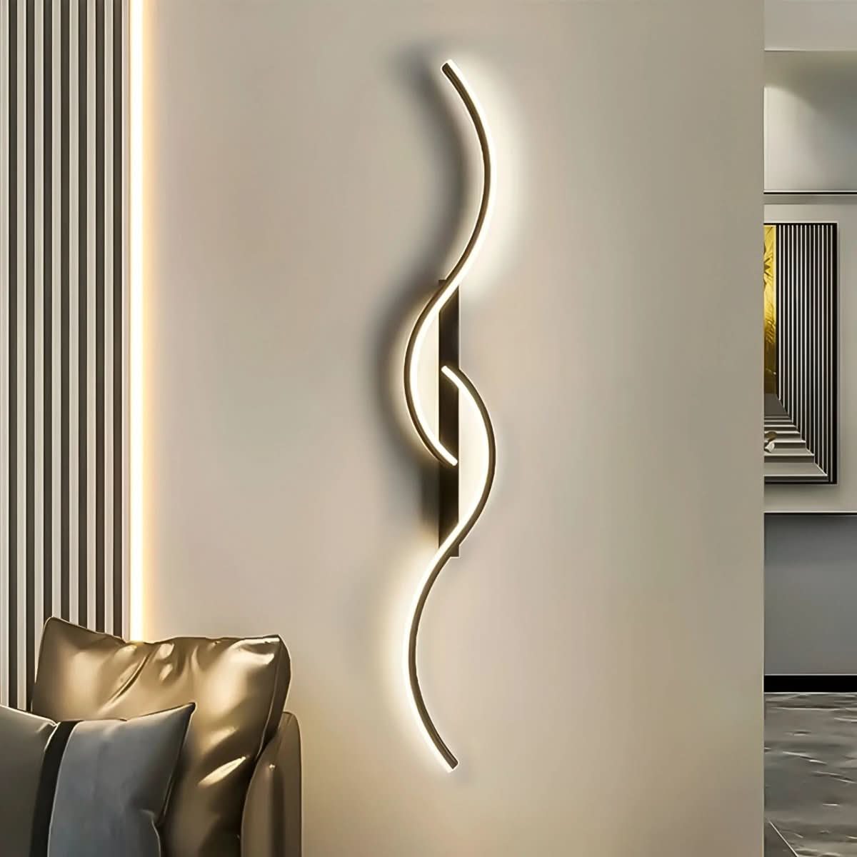 LINEALUX – Applique LED Curva per Illuminazione Ambientale Moderna