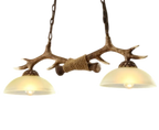 Lampadario in legno di cervo