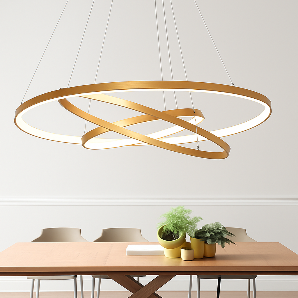 Design del lampadario con anelli intrecciati sospesi a LED