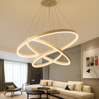 Design del lampadario con cerchi intrecciati (nero o bianco)