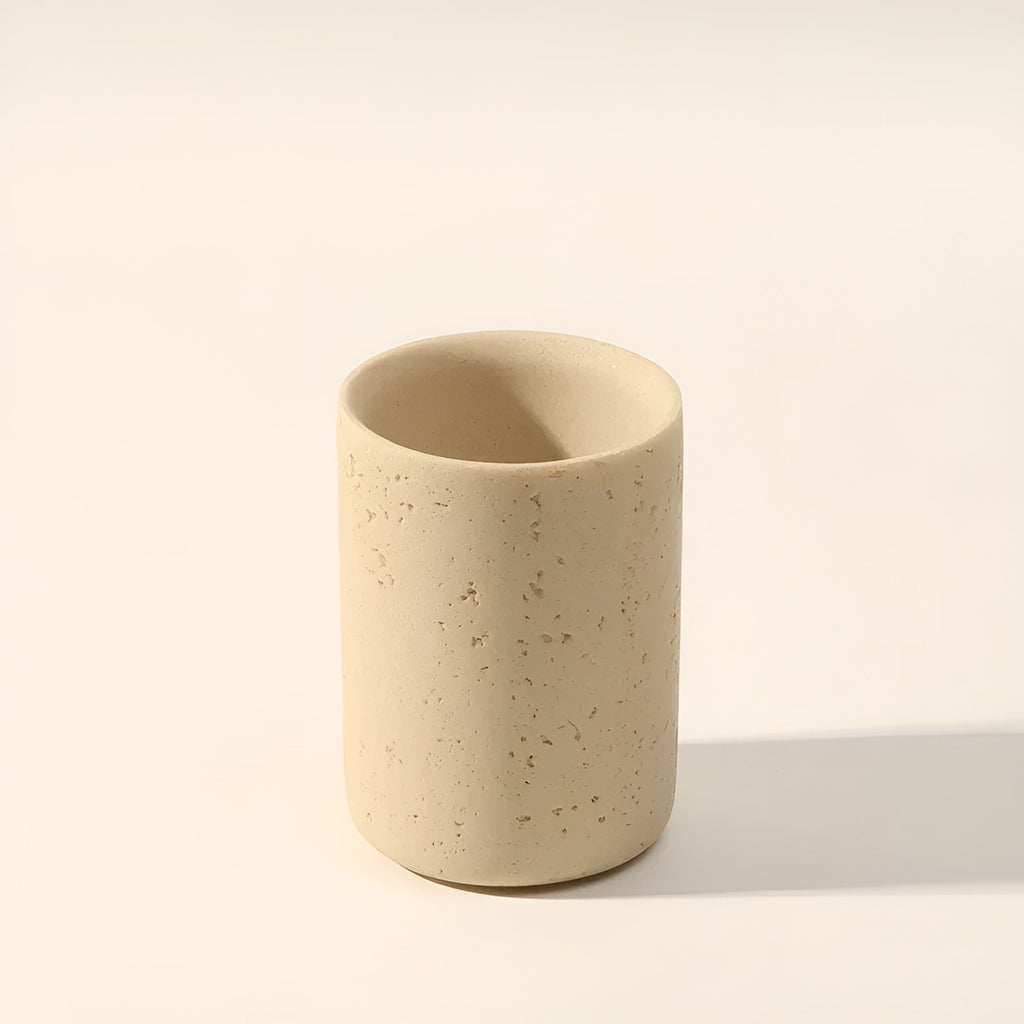 Porta spazzolini in pietra naturale – con dispenser di sapone e vassoio | Eleganti accessori da bagno in travertino