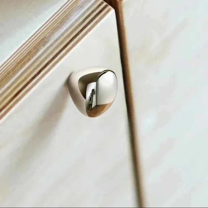 Maniglia per Cassetto in Ottone Hank