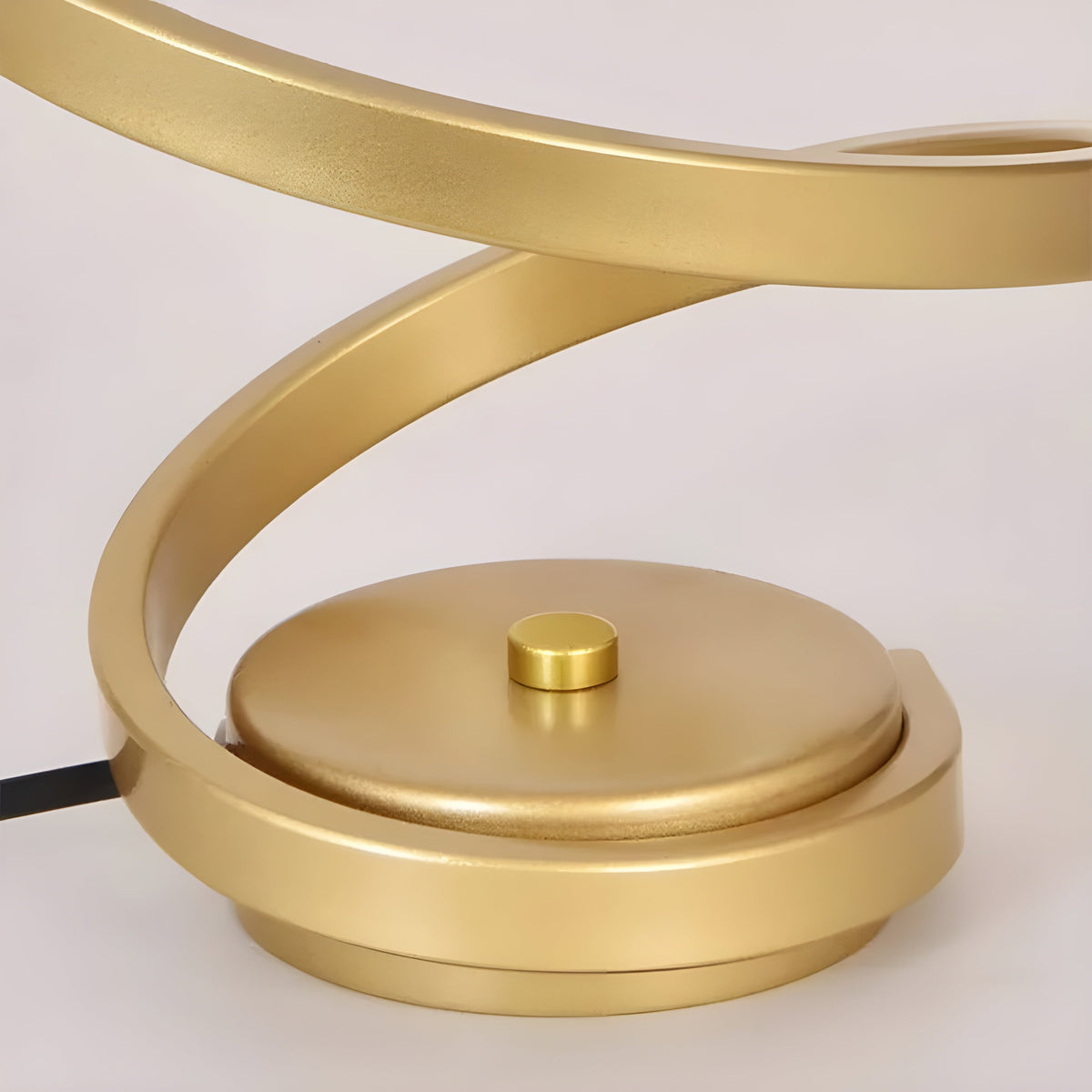 RetroBeam Light - Lampada da tavolo LED retro nordica