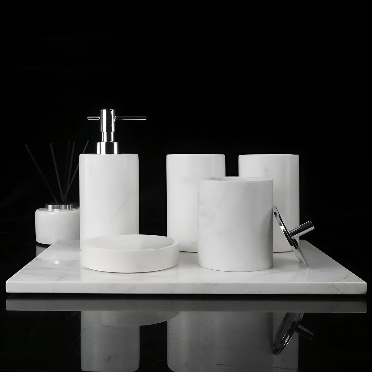 Set da Bagno in Marmo Bianco – Dispenser per Sapone, Porta Sapone, Spazzola per WC & Vassoio | Eleganti Accessori da Bagno