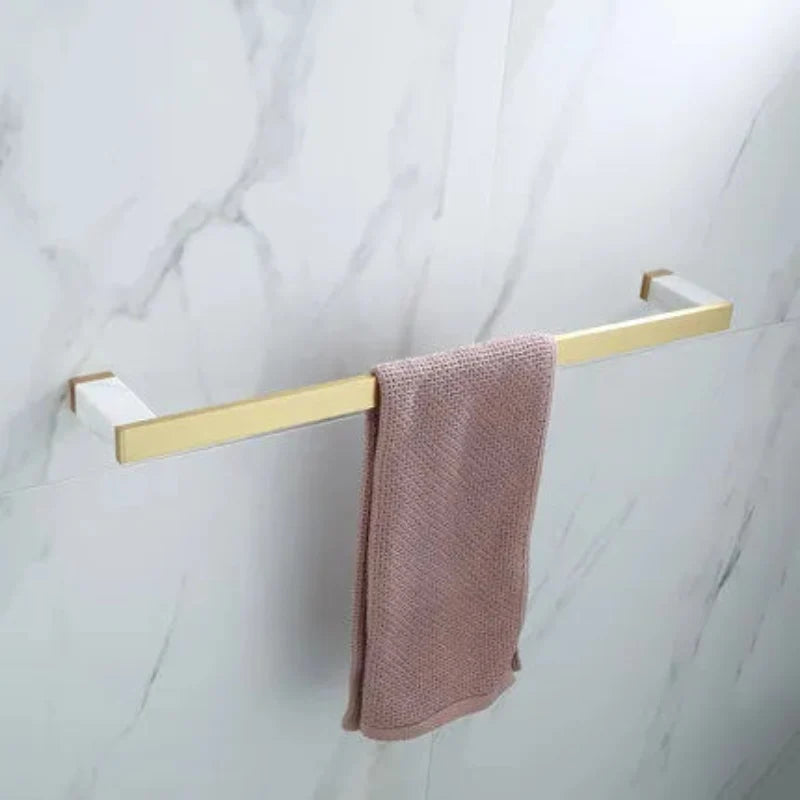 Set di accessori per doccia da bagno in marmo e ottone di lusso con finitura oro spazzolato