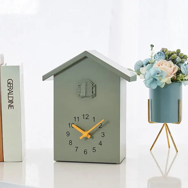 Orologio a Pendolo a Muro a Forma di Casa