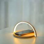 ChargeBeam Lamp - Lampada da tavolo LED con funzione di ricarica senza fili
