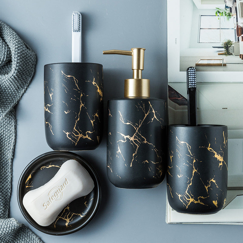 Set di Accessori da Bagno in Ceramica Oro Opaco Nordico