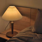 Lampada da Tavolo in Legno Pieghettato Vintage