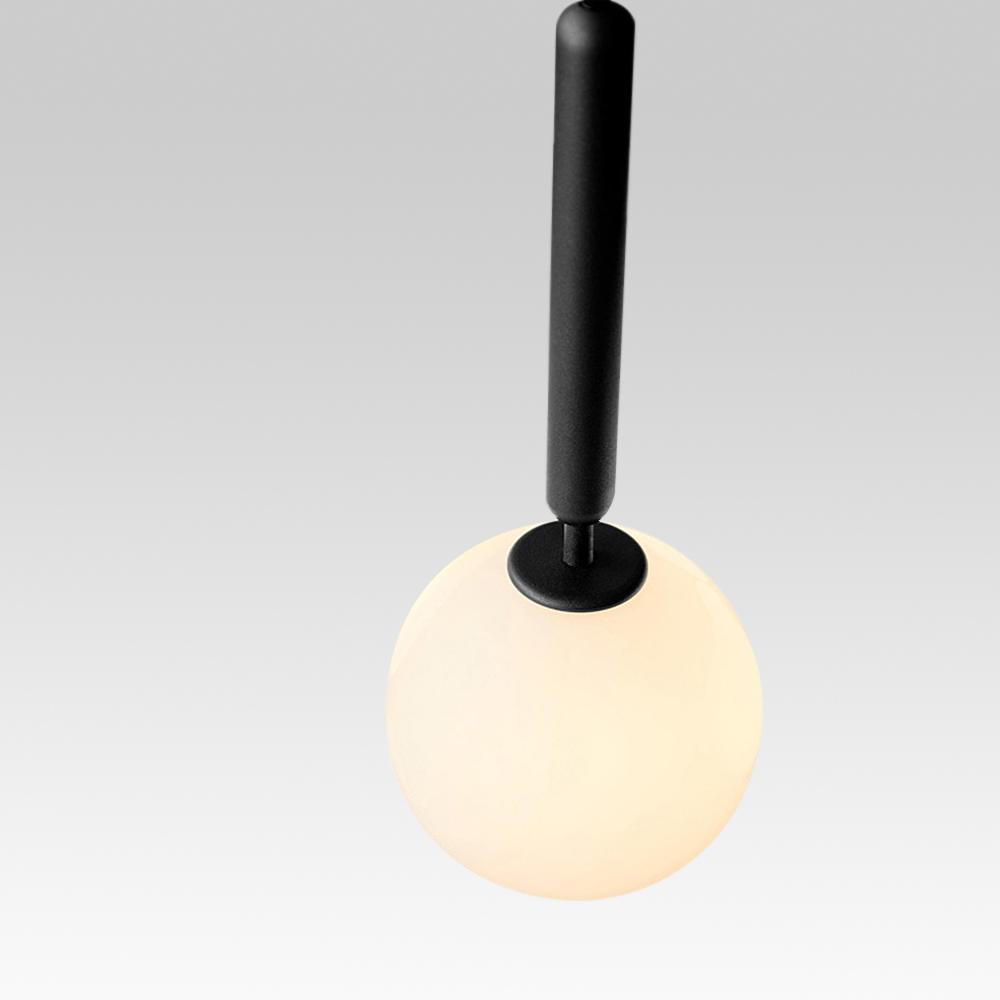 Illuminazione a Sospensione in Vetro Contemporanea
