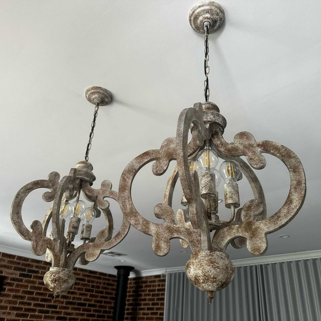Lampadario Rustico in Legno Distressato a 4 Luci