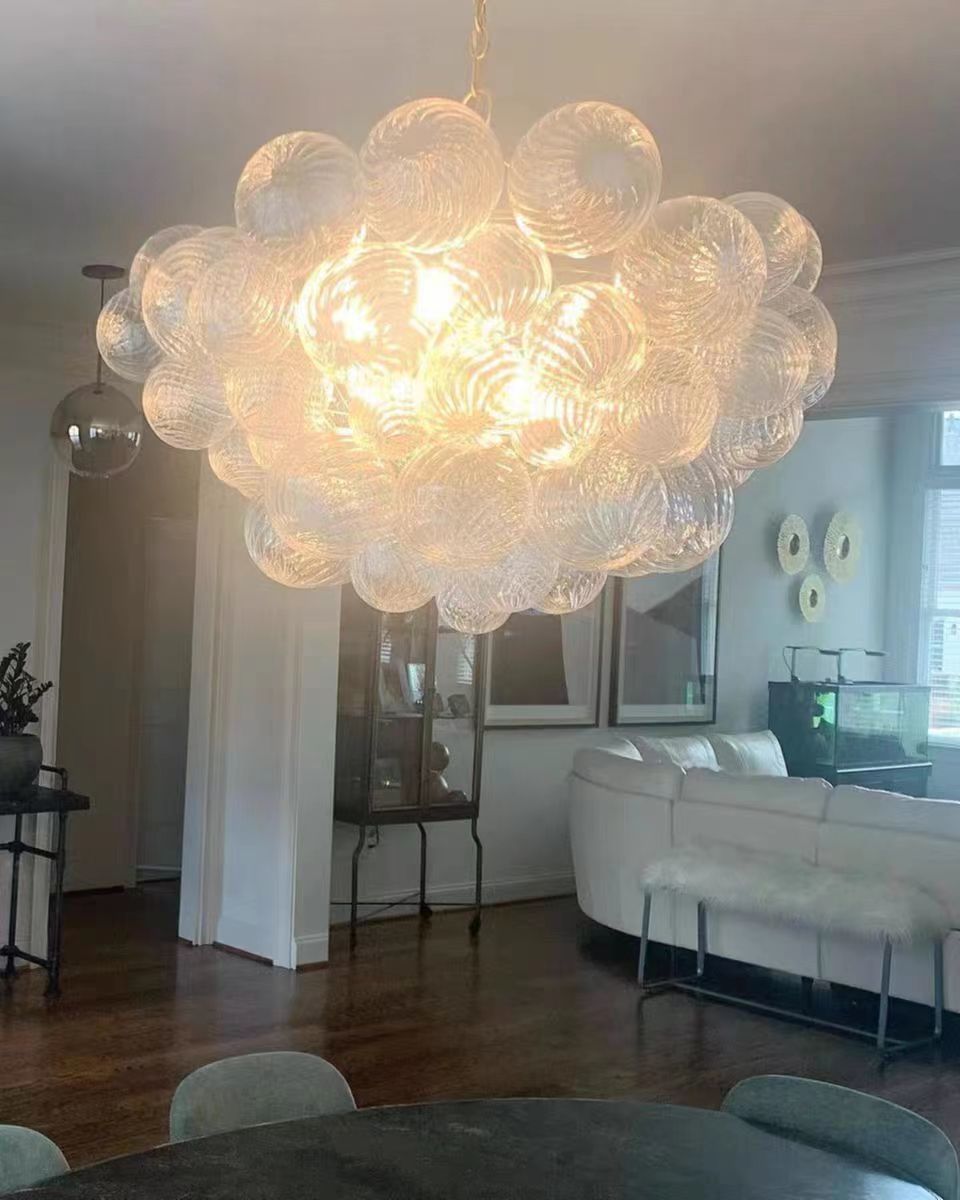 Lampadario a Bolle Ribattuto Contemporaneo