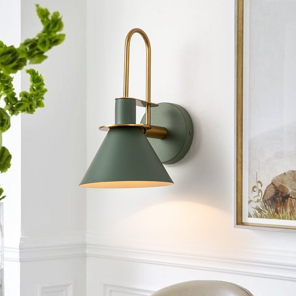 Moderna Luce da Parete a Cono con 1 Lampadina per Comodino