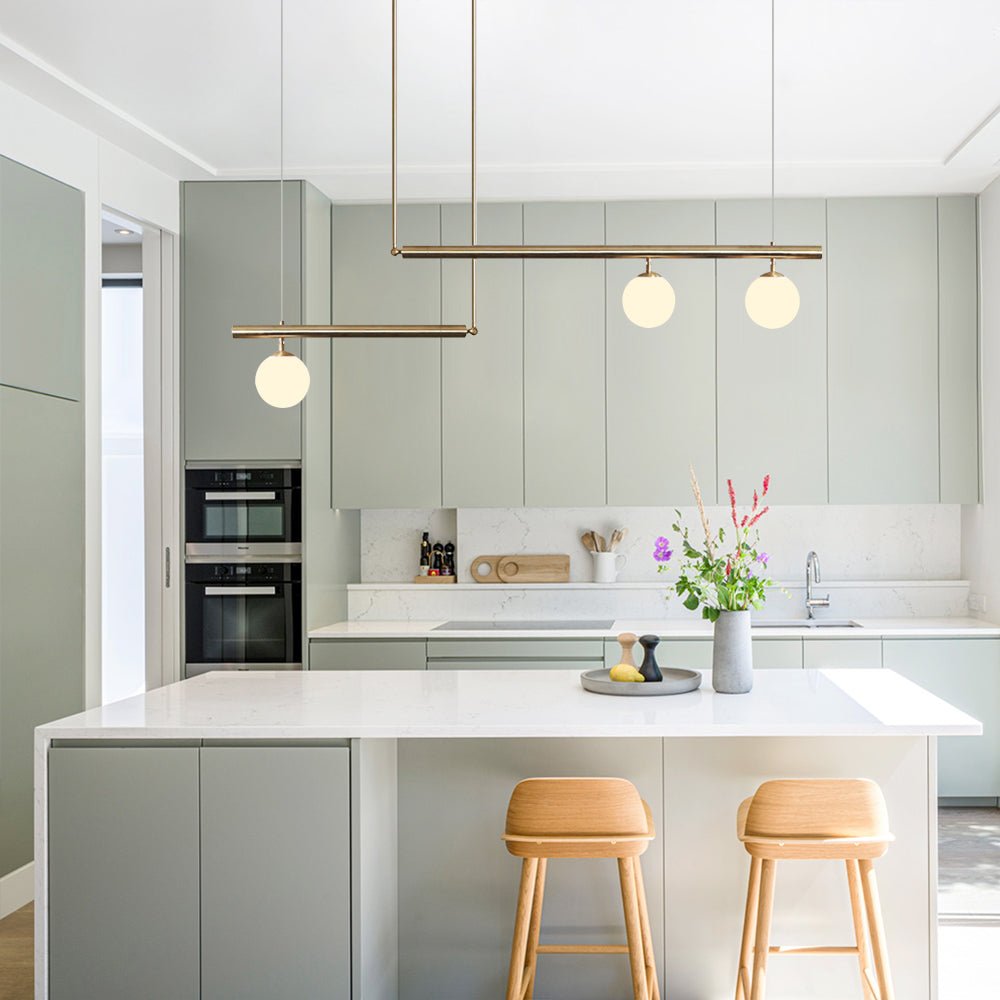 Lampadario Lineare in Vetro a Globo Stile Mid-Century Moderno