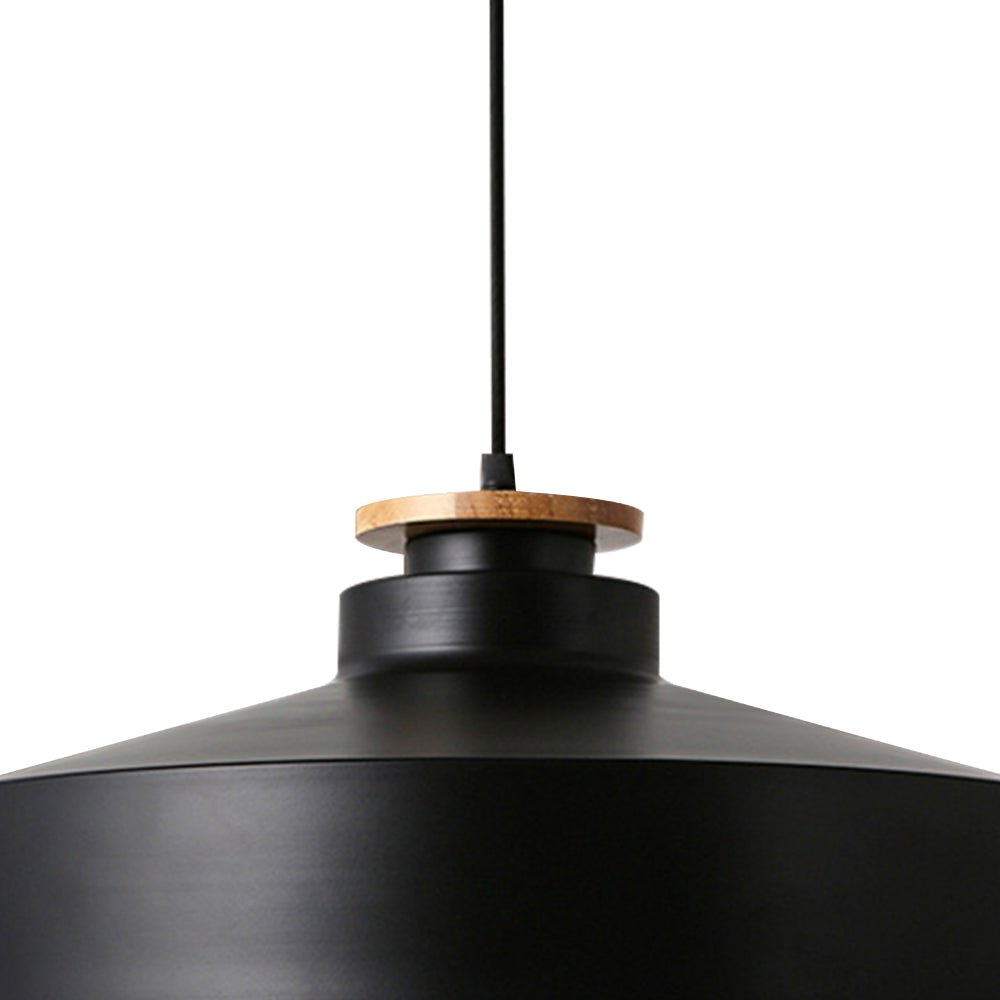 Lampada a sospensione con accenti in legno a cupola piatta da 1 luce per isola cucina