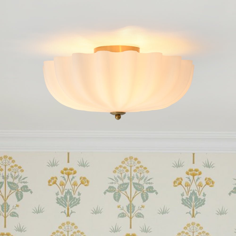 Nordic 3-Light Crema Vetro Fiore Satinato Scalloped Semi Flush Mount