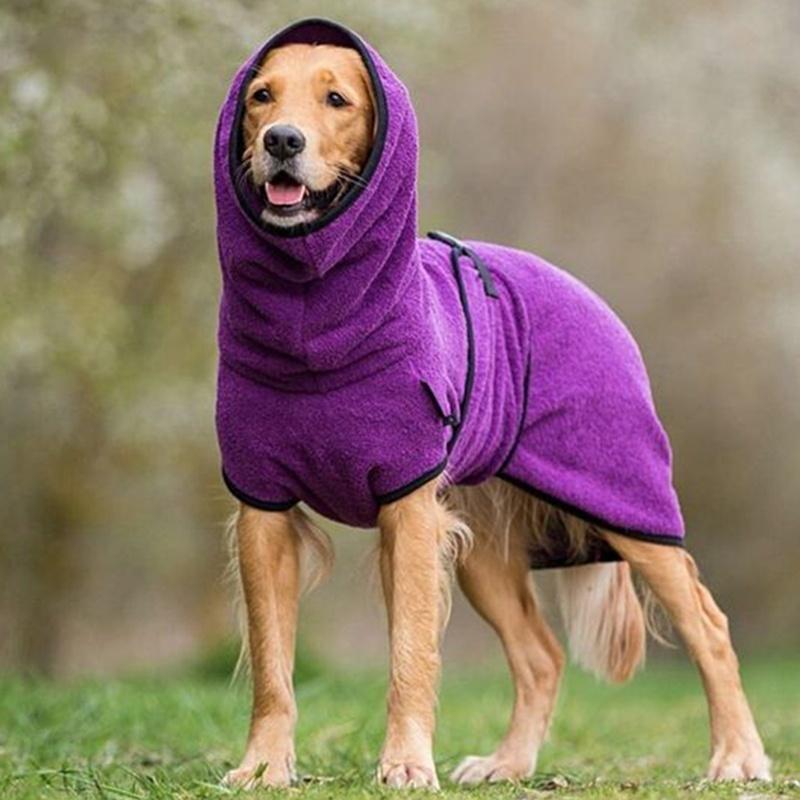 Giacca in pile per cani con cappuccio per calore e comfort