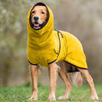 Giacca in pile per cani con cappuccio per calore e comfort