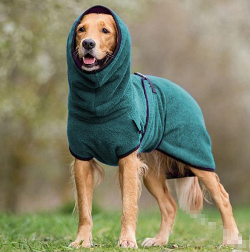 Giacca in pile per cani con cappuccio per calore e comfort