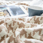 Coperta Morbida con Motivo Pied-de-Poule – Disponibile in Diverse Misure