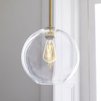 Lampada a sospensione con sfera di vetro | Design moderno in ottone