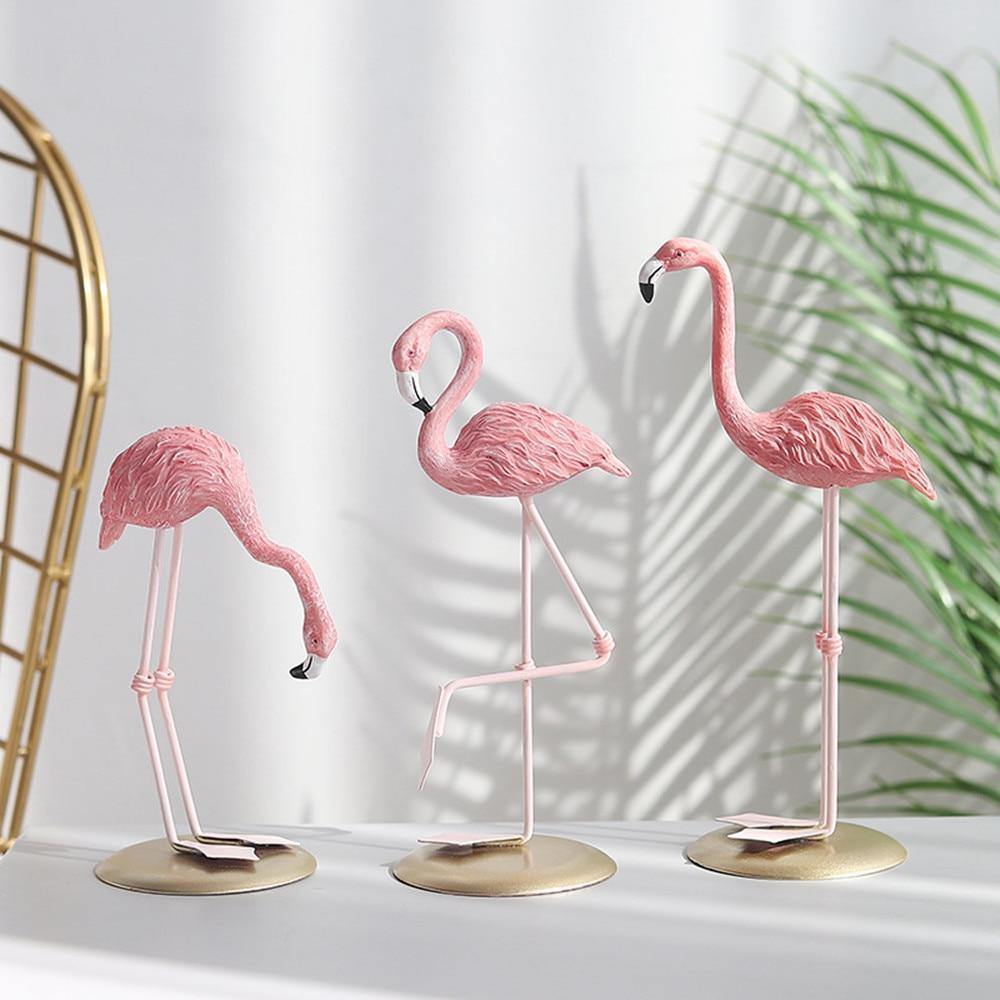 TropiFlair – Elegante statua di fenicottero per decorazioni da giardino e interni tropicali