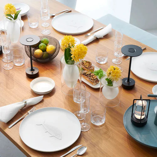 NordicaLight - Lampada da tavolo wireless per un'illuminazione elegante
