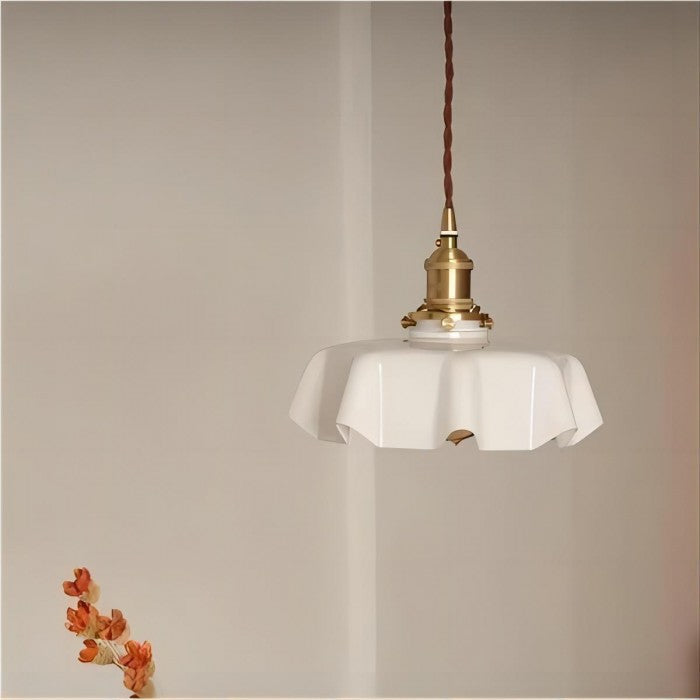 Lampadario Retro in Vetro con Fiori Crema