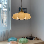 Lampadario Retro in Vetro con Fiori Crema