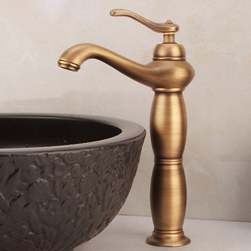 Rubinetto da Lavabo Alto in Bronzo Antico Rustico con Costruzione in Rame Solido