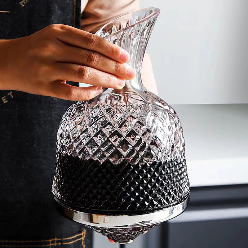 SpineElle - Elegante caraffa da servizio in cristallo con base rotante e design a faccette