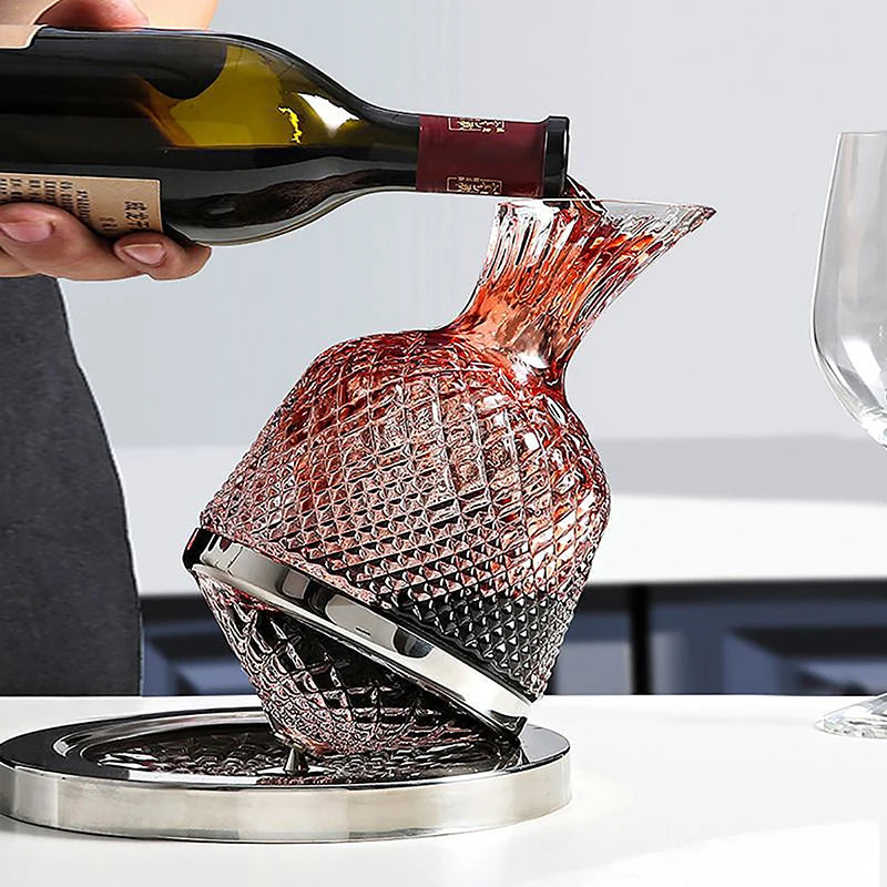 SpineElle - Elegante caraffa da servizio in cristallo con base rotante e design a faccette