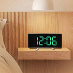 SMARTREFLECT – Orologio Alarm con Specchio LED Curvo per Spazi Moderni