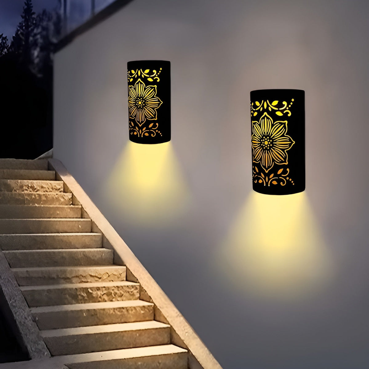 Lampada da parete solare con motivo floreale – Illuminazione decorativa per esterni in nero | Resistente alle intemperie per giardino e terrazza
