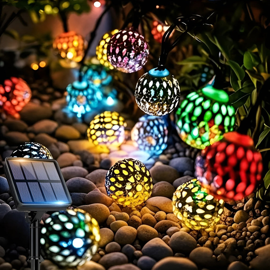Lampade a sfera solari in stile marocchino – Colorata stringa di luci LED per giardino e balcone
