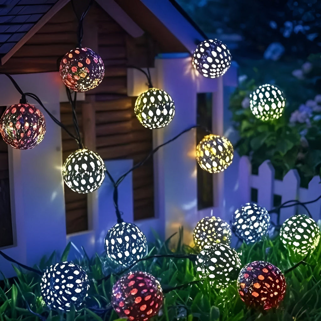 Lampade a sfera solari in stile marocchino – Colorata stringa di luci LED per giardino e balcone