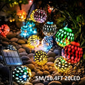 Lampade a sfera solari in stile marocchino – Colorata stringa di luci LED per giardino e balcone