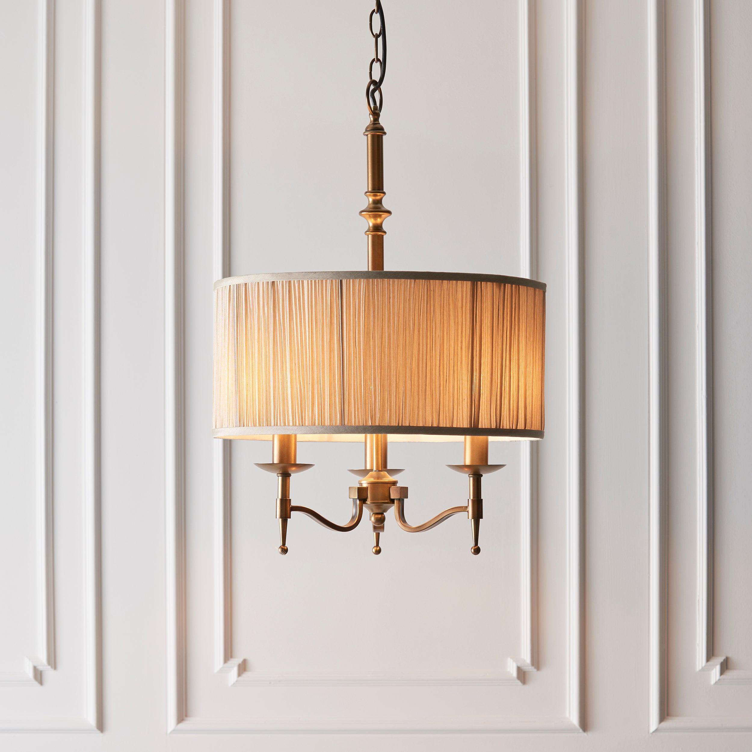 Interiors 1900 Stanford Finitura Ottone Antico Lampadario a 3 Luci