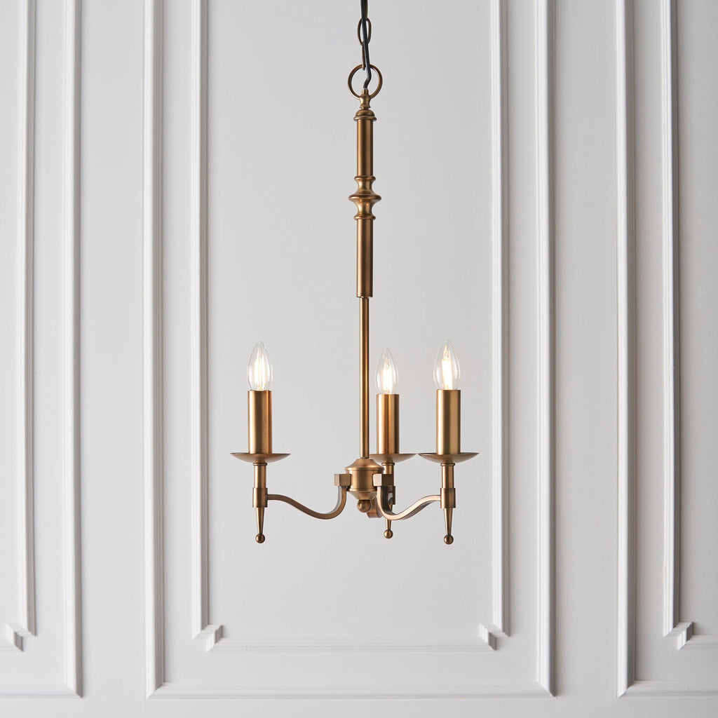 Interiors 1900 Stanford Finitura Ottone Antico Lampadario a 3 Luci