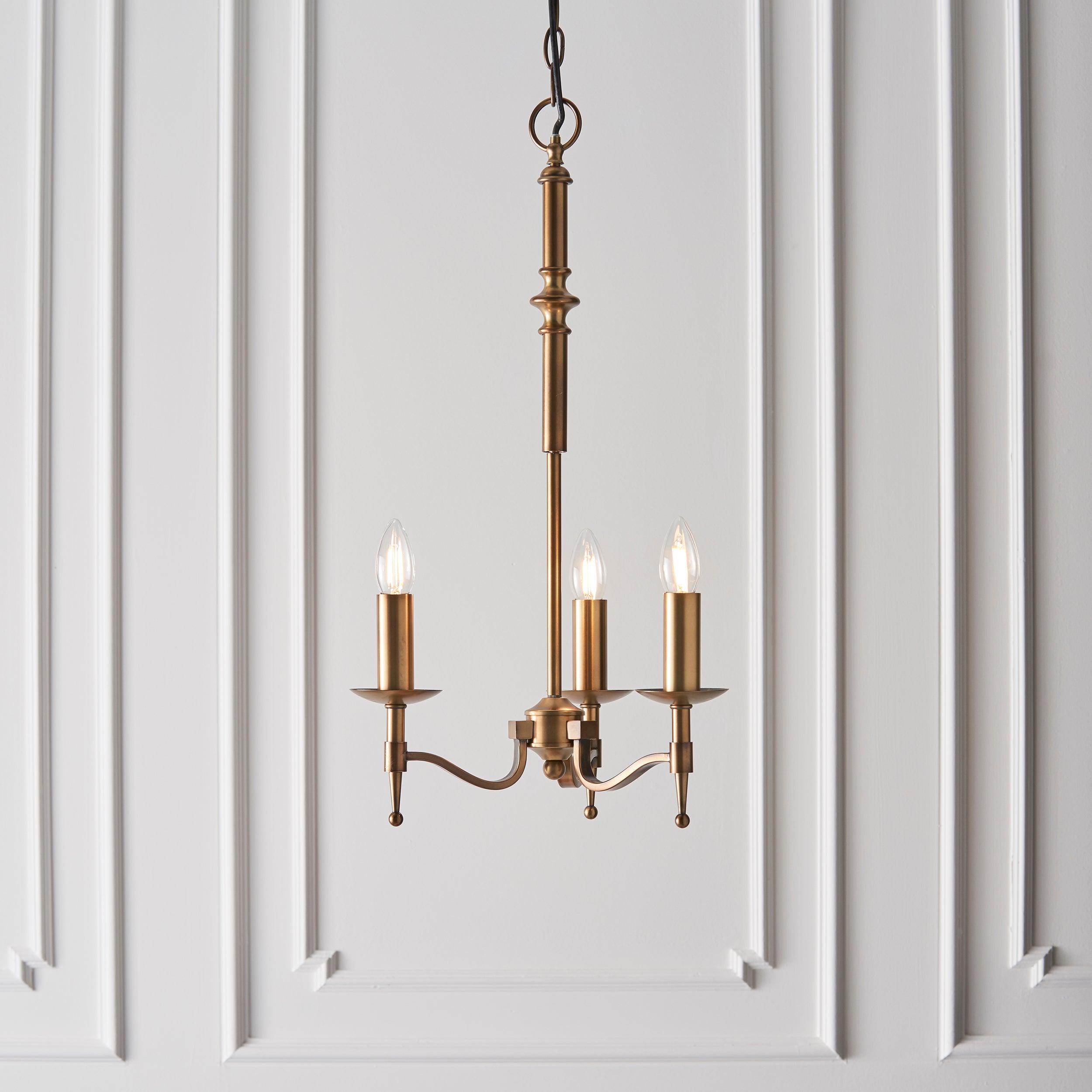 Interiors 1900 Stanford Finitura Ottone Antico Lampadario a 3 Luci