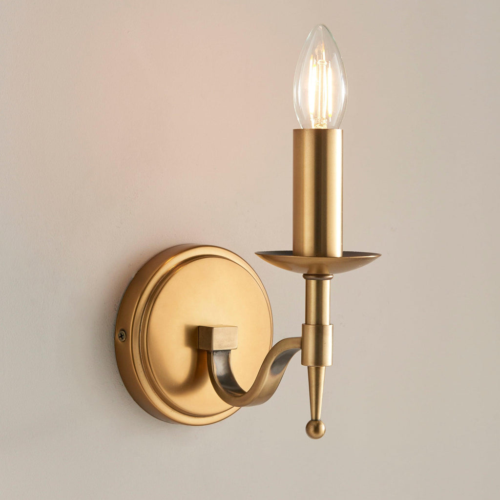 Applique Singola in Ottone Antico Stanford con Paralume Beige