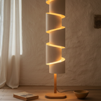 Lampada da Terra Stuart Lamble Stepp