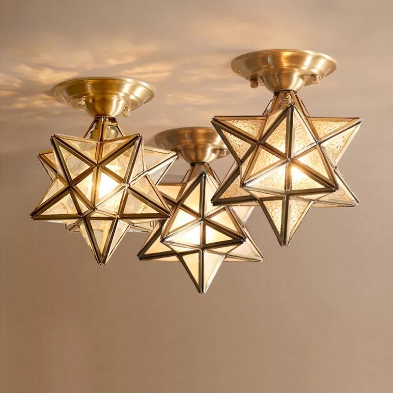 Brillistar – Lampada da soffitto a forma di stella in ottone con design in vetro classico