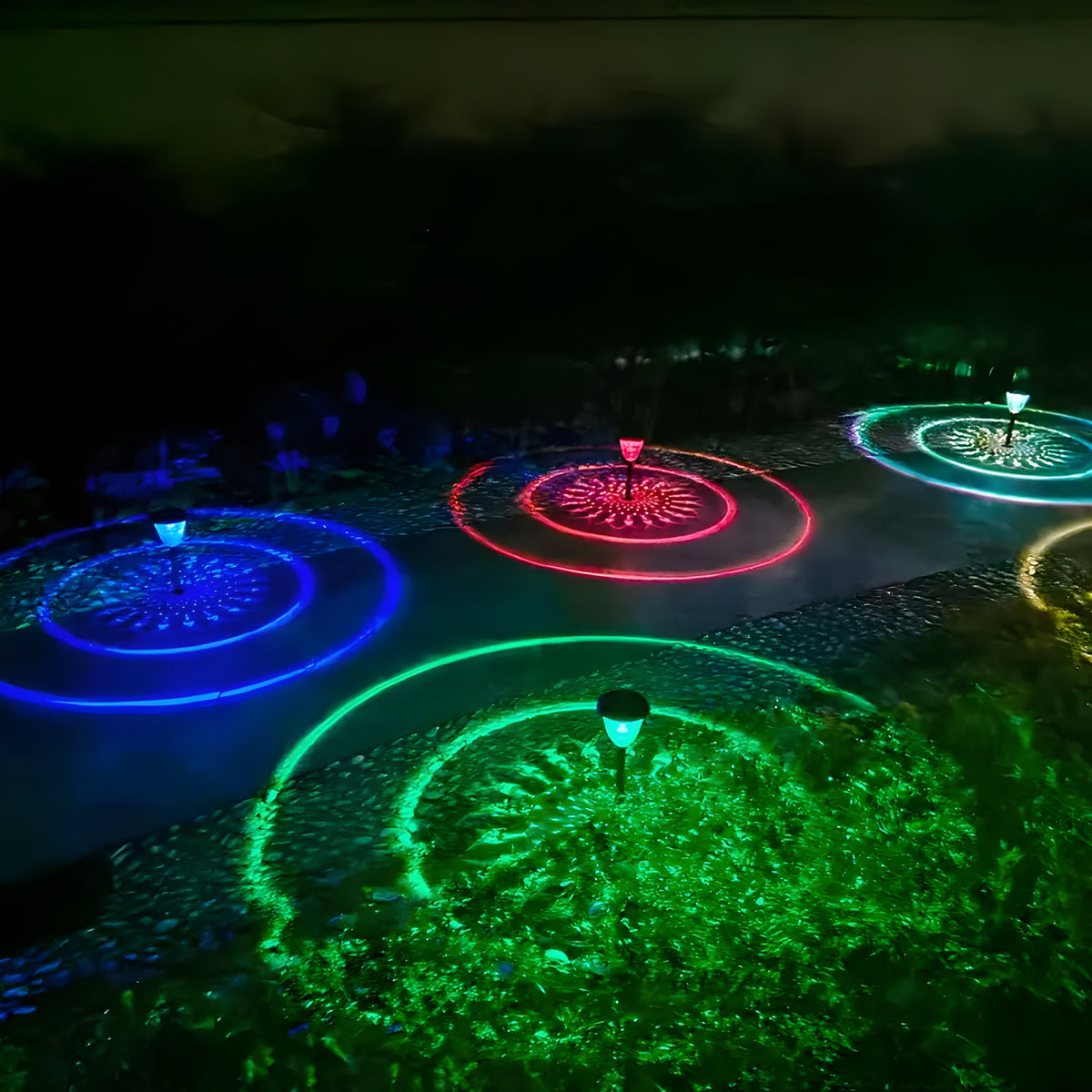 SunSphere Light - Set di 4 eleganti luci solari da giardino