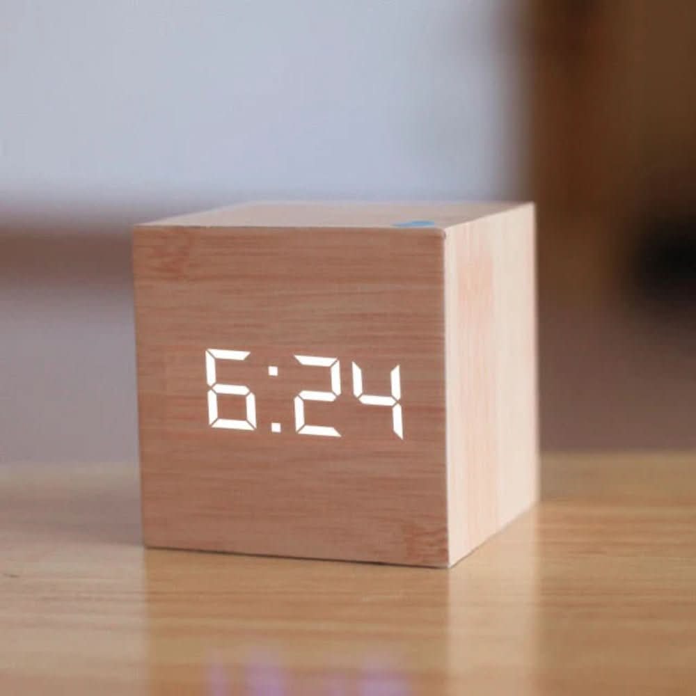 ZENICUBE – Orologio Alarm LED Minimalista con Visualizzazione di Ora, Data e Temperatura