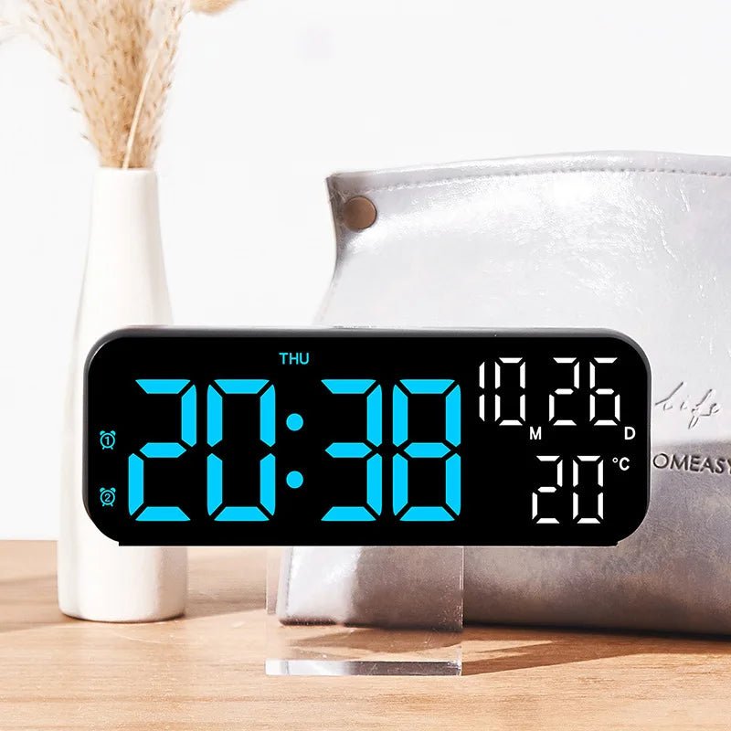VOXSYNC – Orologio Digitale LED con Controllo Vocale e Display della Temperatura