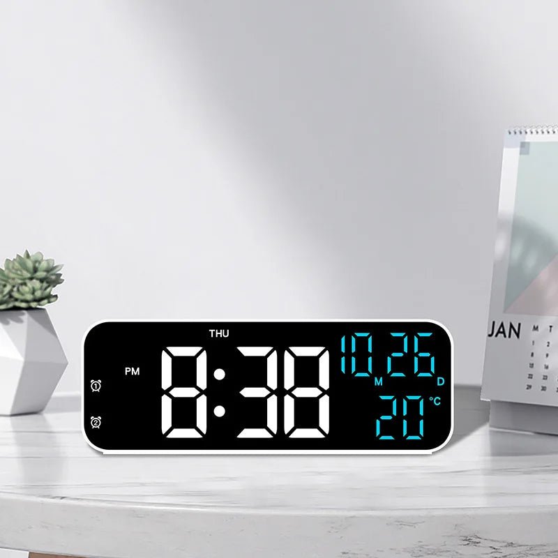 VOXSYNC – Orologio Digitale LED con Controllo Vocale e Display della Temperatura